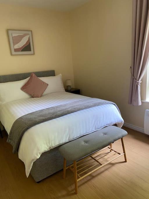 Glengesh Court. Ardara Town Centre. 아파트 외부 사진